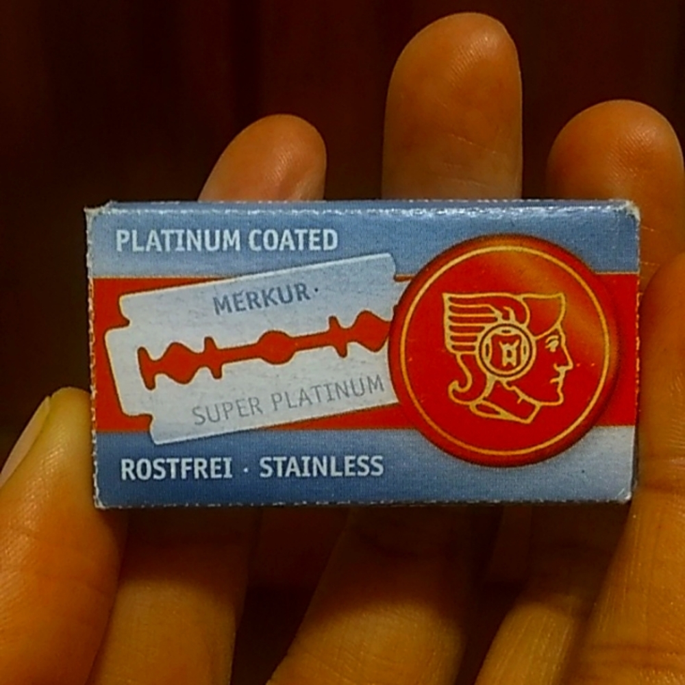 Merkur Super Platinum Razor Blades for Safety Razor